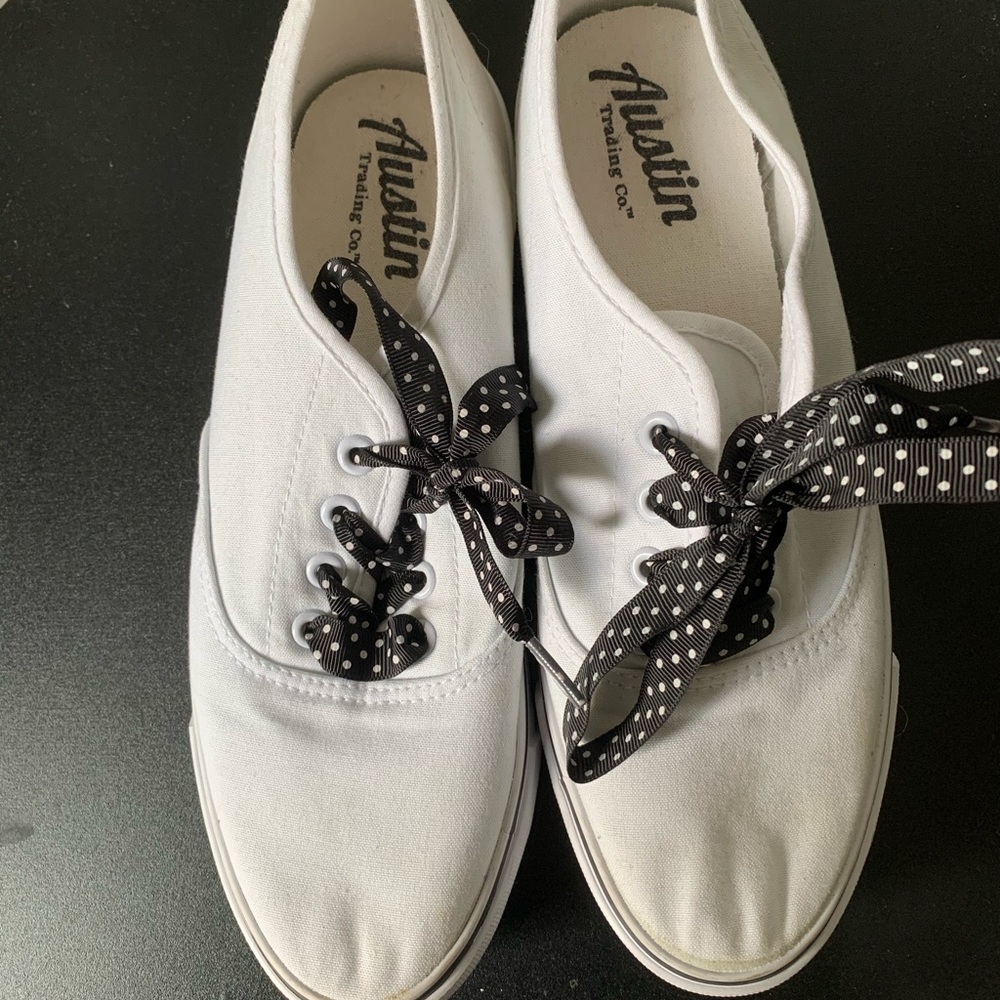 Austin Trading Co Shoes